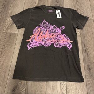 New Aloha collection World Tour T-shirt